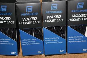 lot 3385 image: Lot of (20 Pairs) ProGuard 96 Waxed BlackWhite Hockey Lace