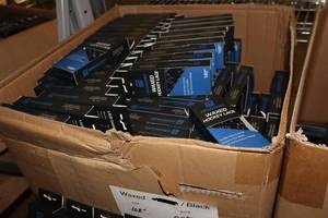 lot 3403 image: Lot of (50 Pairs) ProGuard 120 Waxed BlackWhite Hockey Lace