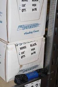 lot 3486 image: Lot of (2 Cases) ProGuard Sonic Tip 132 Black Skate Laces 36-count ( 72 total items )