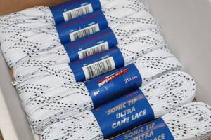 lot 3500 image: Lot of (7 Pairs) ProGuard Sonic Tip Ultra 84 White Skate Laces