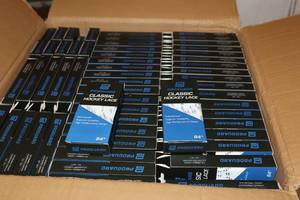 lot 2917 image: Lot of (100 Pairs) ProGuard 84 White Classic Hockey Lace