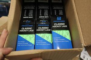 lot 3101 image: Lot of (19 Pairs) ProGuard 96 GreenBlack Classic Hockey Lace