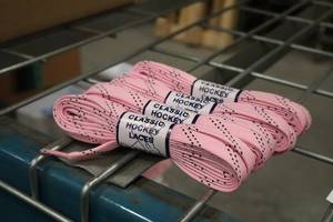 lot 3591 image: Lot of (18 Pairs) ProGuard 120 Pink Classic Hockey Laces