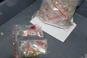 lot 3832 image: Lot of (15 Bags) Give Blood - Play Hockey logo Hockey Pins 6-count ( 90 total items )