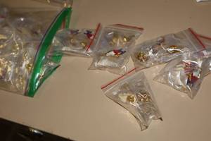 lot 3890 image: Lot of (11 Bags) I Love Figure Skating Pins 6-count ( 66 total items )