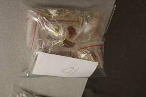 lot 3900 image: Lot of (10 Bags) Hockey Dad Pins 6-count ( 60 total items )