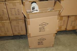 lot 4024 image: Lot of (2 Boxes) ProGuard 42-oz Water Bottle PushPull Cap 12-count ( 24 total items )