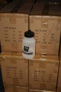 lot 4031 image: Lot of (4 Boxes) ProGuard 42-oz Water Bottle PushPull Cap 12-count ( 48 total items )