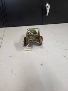 Manure Spreader (No NameBrand)