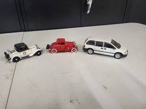 Plymouth Voyager Van, 1932 Ford 3 Window Coupe, 1932 Chevy Lot