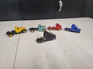 Toy Semi Lot (5 Tractors)
