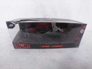 New Jada DC The Batman Movie Batman & Batmobile Die Cast Figure