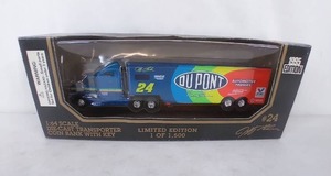 New Racing Champions 164 Scale Die-Cast DuPont Racing Team Jeff Gordon Transporter Coin Bank with Key