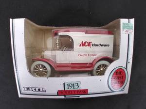 New ERTL Ace Hardware Die Cast Metal 1913 Model T Bank