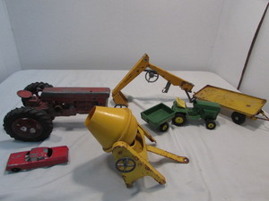 Vintage Cast Toys