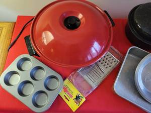 Kitchen lot - Presto skillet, wok, Poppin Fresh Pies tins, angel food cake tin, blue kettle, cheese grater