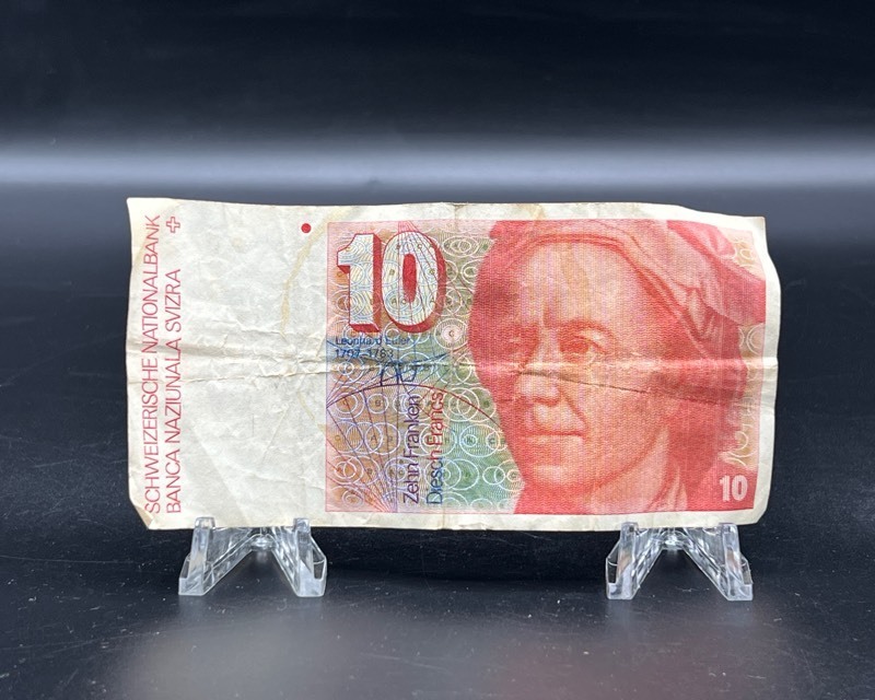 lot 556 image: Switzerland Francs