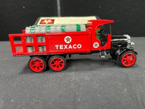 lot 41 image: 1925 Texaco Kenworth Stake Truck Die Cast