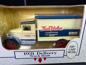 lot 53 image: 132 1931 Delivery Truck Die Cast