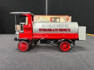 lot 42 image: 1910 Texaco Tanker