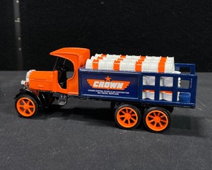 lot 47 image: 134 1925 Kenworth Stake Truck Bank