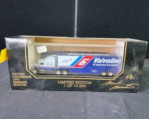 lot 5 image: Die Cast #6 Roush Racing 1993 Racing Champions NOS