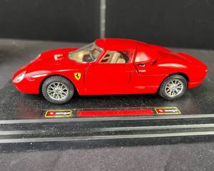 lot 10 image: 124 Die Cast Burago1965 Ferrari 250 Lemans Red NOS