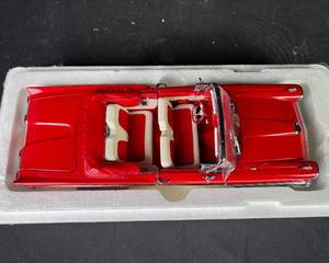 lot 25 image: 118 Sun Star 1958 Ford Fairlane Open Convertible NOS