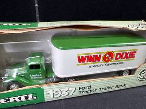 lot 38 image: 1937 Ford Tractor Trailer Ertl Bank Winn Dixie 1988 NOS