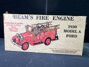 lot 73 image: Vintage Beams 1920 Fire Engine Decanter Used