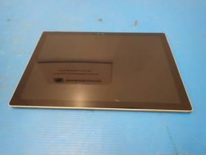 Microsoft&nbspSurface Pro 4 1724 &nbspINTEL(R) CORE(TM) I5-6300U CPU  2.40GHZ  8GB RAM  256GB SSD &nbspCracked screen  No cables  No OS&nbsp