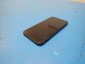 Apple&nbspIphone Xr A1984  64GB of storage  Verizon Carrier Locked  Includes Charging Cable&nbsp