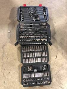 Husky Mechanics Tool Set (290-Piece)   Customer Returns See Pictures