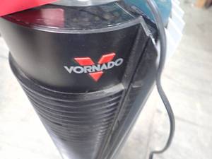 Vornado Fan - works 41 inches tall