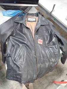 Vintage 80S wilsons black leather coat - great condition, LARGE