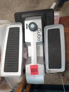 Cubii Excercize stair climb - very compact