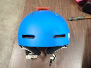 Ski Snowboard helmet, POC expensive used only 2 times medium size , never crashed