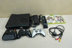 Microsoft XBOX 360 Gaming System with 3 Controllers, Charger and 2 Games
