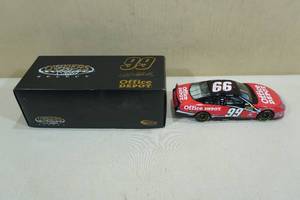 2007 RCCA Owners Club Select Carl Edwards 124 Scale Die Cast - 11200