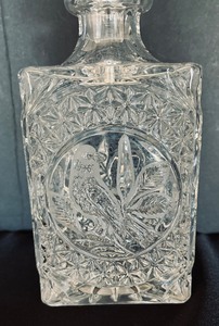 lot 52 image: Elegant Crystal Decanter