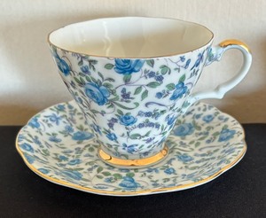 lot 59 image: Six Dainty Teacups with Coordinating Saucers