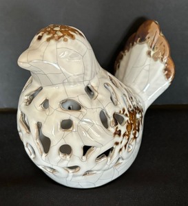 lot 71 image: Variety of Delightful Decorative Figurines