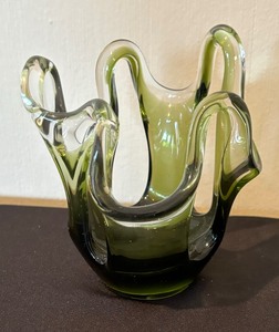 lot 181 image: Vintage Murano Style Stretched Glass Green Vase