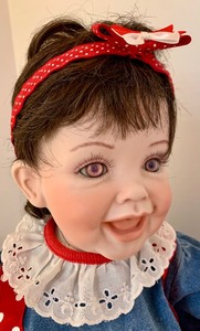 lot 128 image: Pretty Large Vintage Porcelain Doll Janice