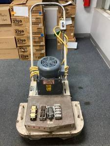 lot 3 image: Edco 2EC 1990 Concrete Dual Head Grinder
