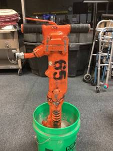 lot 8 image: Chicago Pnuematic Jackhammer 2010 Model 1240