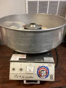 lot 71 image: Cotton Candy Machine