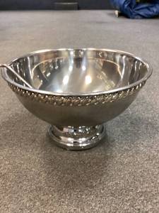 lot 75 image: Punch Bowl