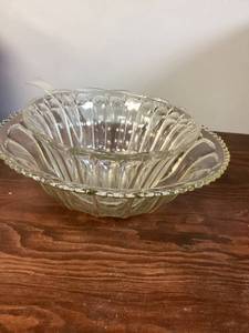 lot 81 image: LOT OF 2, Punch Bowl
