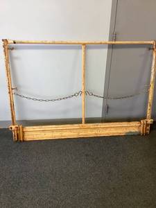 lot 117 image: LOT OF 5. Scaffoling Safety Rail End Frames